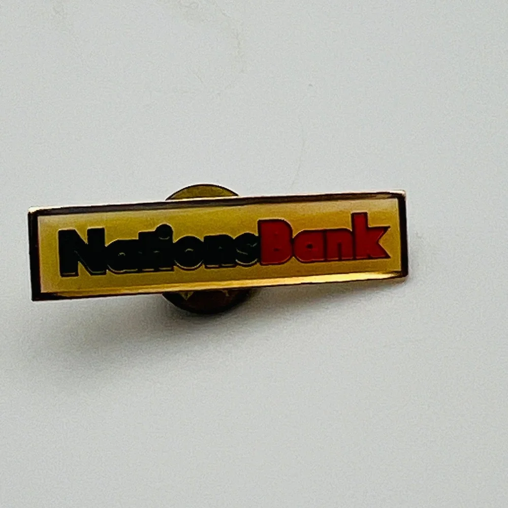 Vintage NationsBank Logo Lapel Pin‎ Gold Tone Banking Memorabilia Collectible